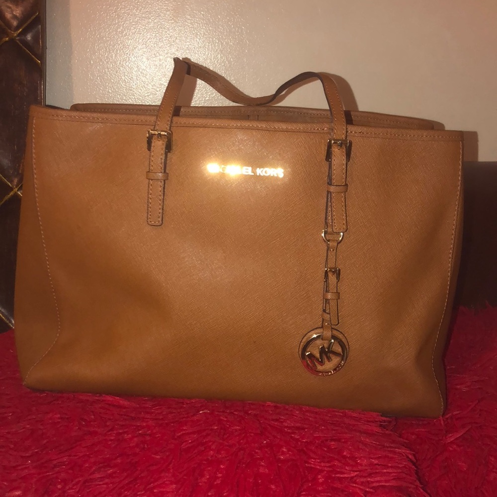 Michael kors shoulder bag